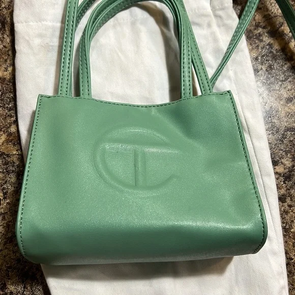 Mini Telfar bag - Picture 2 of 4